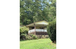 107 Ross Branch, Flat Gap, KY 41219