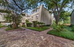 3102 Eisenhauer Rd, San Antonio, TX 78209-3506