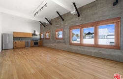 8 Brooks Ave, Venice, CA 90291