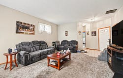 2559 Oak Park Court, Crest Hill, IL 60403