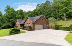 332 Autumn Woods Loop, Gray, KY 40734