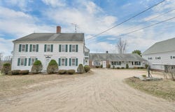 244 N Main Street, Wolfeboro, NH 03894
