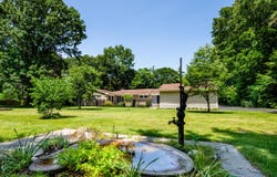 1595 Alex Path, Stevensville, MI 49127
