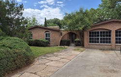 1020 Stuart Road NW, Albuquerque, NM 87114