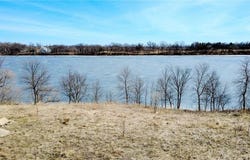 1165 W Shore Drive SW, Hutchinson, MN 55350