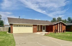 1808 Floydada St, Plainview, TX 79072