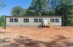 Tanner Town Road, Brodnax, VA 23920
