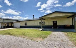 410 E First St, Vici, OK 73859-5421