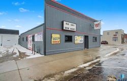 123 SW 1st St, Madison, SD 57042