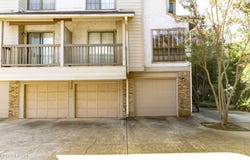 1304 E Bayou Parkway, Lafayette, LA 70508
