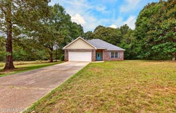 1914 Woodland Drive, Wiggins, MS 39577