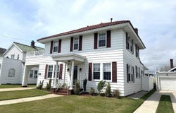 205 Palermo Ave, Egg Harbor Township, NJ 08234-2929