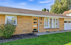 208 Creed Avenue, Hubbard, OH 44425