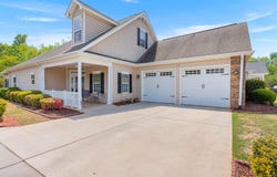 154 Fairway Oaks Drive, Perry, GA 31069