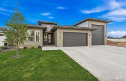 706 E Merino St, Kuna, ID 83634