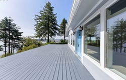 66634 GLASGOW Ln, NorthBend, OR 97459