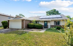 116 Cloverleaf Road, Matteson, IL 60443