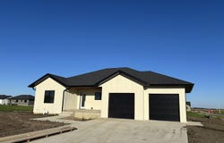 1625 Juneau Pl SE, Orange City, IA 51041