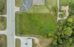 N Centennial Boulevard, Nevada, MO 64772