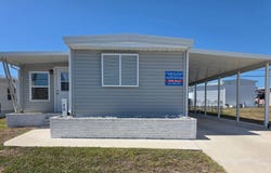46 Spring Ln, Englewood, FL 34223