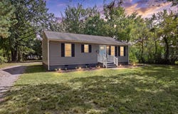 210 NAGLEE AVENUE, SANDSTON, VA 23150