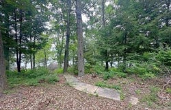 9246 E Koher Road, Syracuse, IN 46567