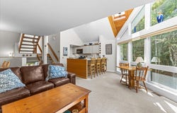 54 Madison Avenue, Warren, VT 05674