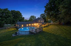 6 Brynmawr Dr, East Longmeadow, MA 01028