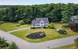 2 Patriot Dr, Andover, MA 01810