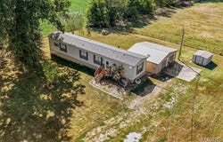 14017 N Prairie Road, Hoyleton, IL 62803