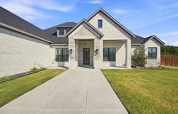 4231 Spring Garden Road, Midlothian, TX 76065