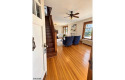 65 Brunswick Ave, Bloomsbury Boro, NJ 08804-3017