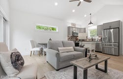 405 Laurel Trace Rd, Townsend, TN 37882