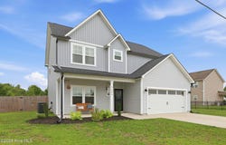 284 E Ivybridge Drive, Hubert, NC 28539
