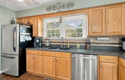 3023 Bryn Mawr Drive, Independence, MO 64057