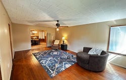 306 S 4th Street, Hammon, OK 73650