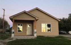 1101 N Main Street, Ottawa, KS 66067