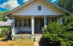8 Dixie Drive, Anderson, IN 46016-2102