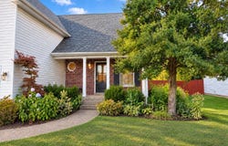 4631 Shenandoah Dr, Louisville, KY 40241