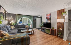 403 S Thompson Ave, Sioux Falls, SD 57103