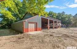 1850 S Camp Butler Road, Springfield, IL 62707