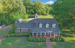 1906 Airways Boulevard, Jackson, TN 38301