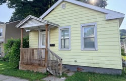 680 5th Avenue, Troy, NY 12182