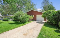 1912 E Willow Avenue, Wheaton, IL 60187