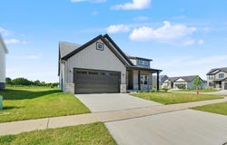 19 Meadow Drive, Monticello, IL 61856