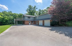 226 Antique Ln, Unity Twp, PA 15650