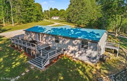 497 Old Mine Rd, Sweetwater, TN 37874
