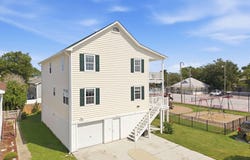 930 Riptide Lane, Carolina Beach, NC 28428
