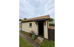 619 E 3rd Ave, Tarentum, PA 15084
