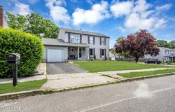 22 Compass Lane, Barnegat, NJ 08005